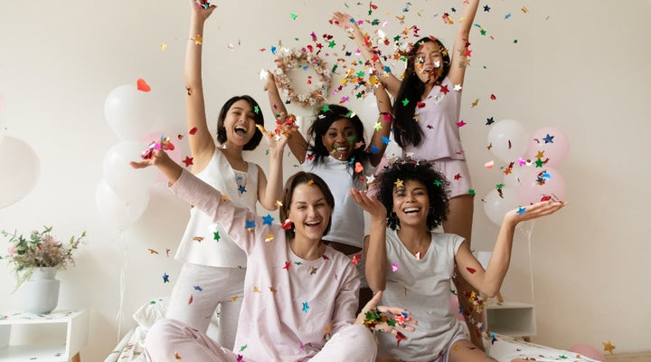 10 Ways To Connect Over Coffee (And More) This Galentineβs Day