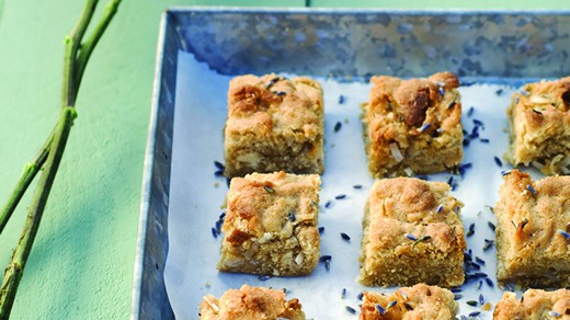 Gwyneth Paltrow’s Favorite Blondies