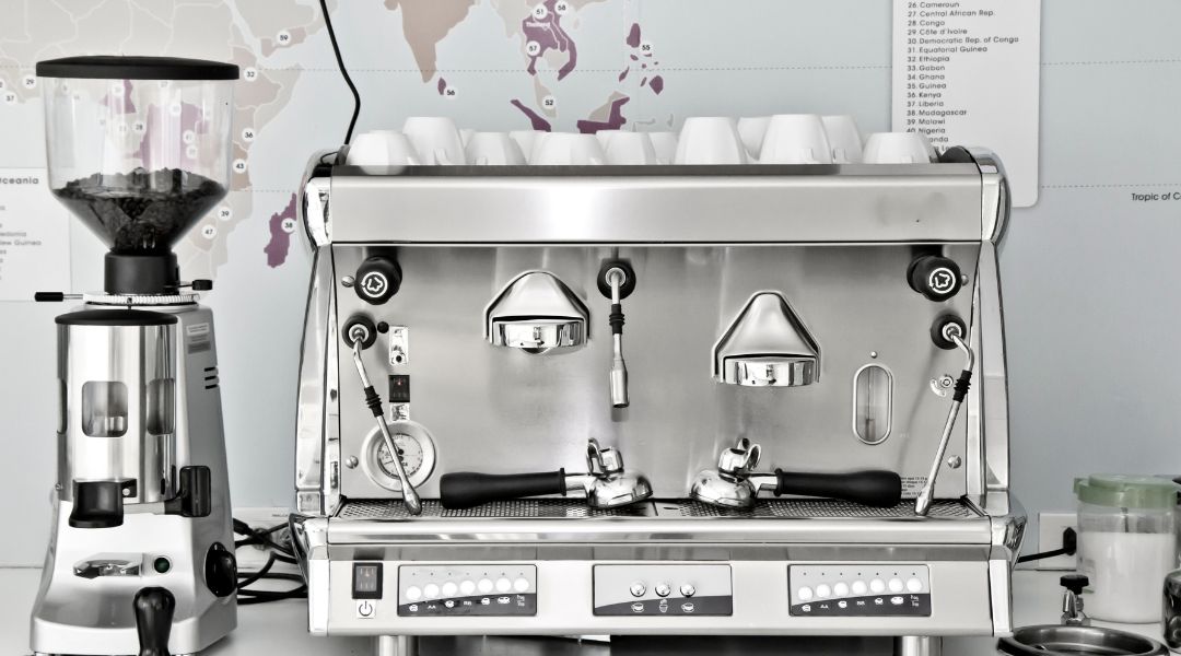 Top Espresso Machine with Integrated Grinder